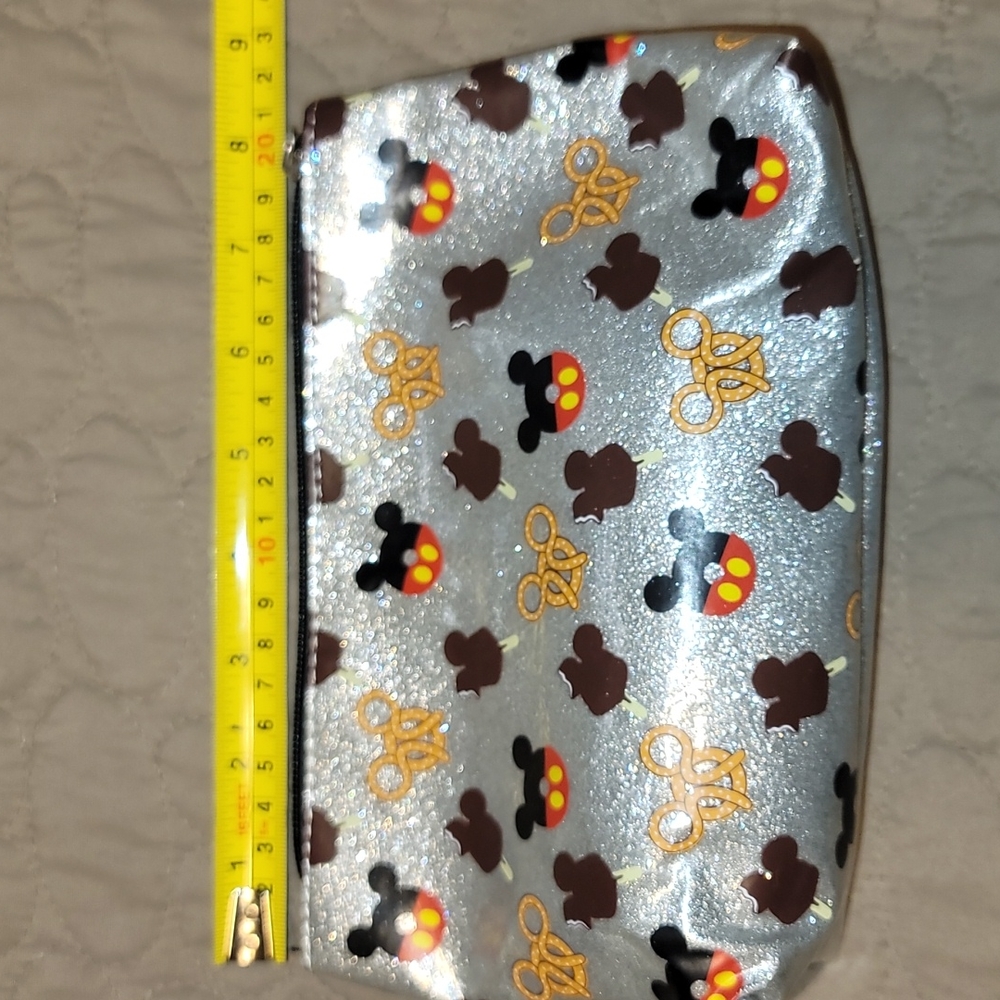 DISNEY PARKS SNACKMONEY POUCH/BAG - Picture 3 of 4